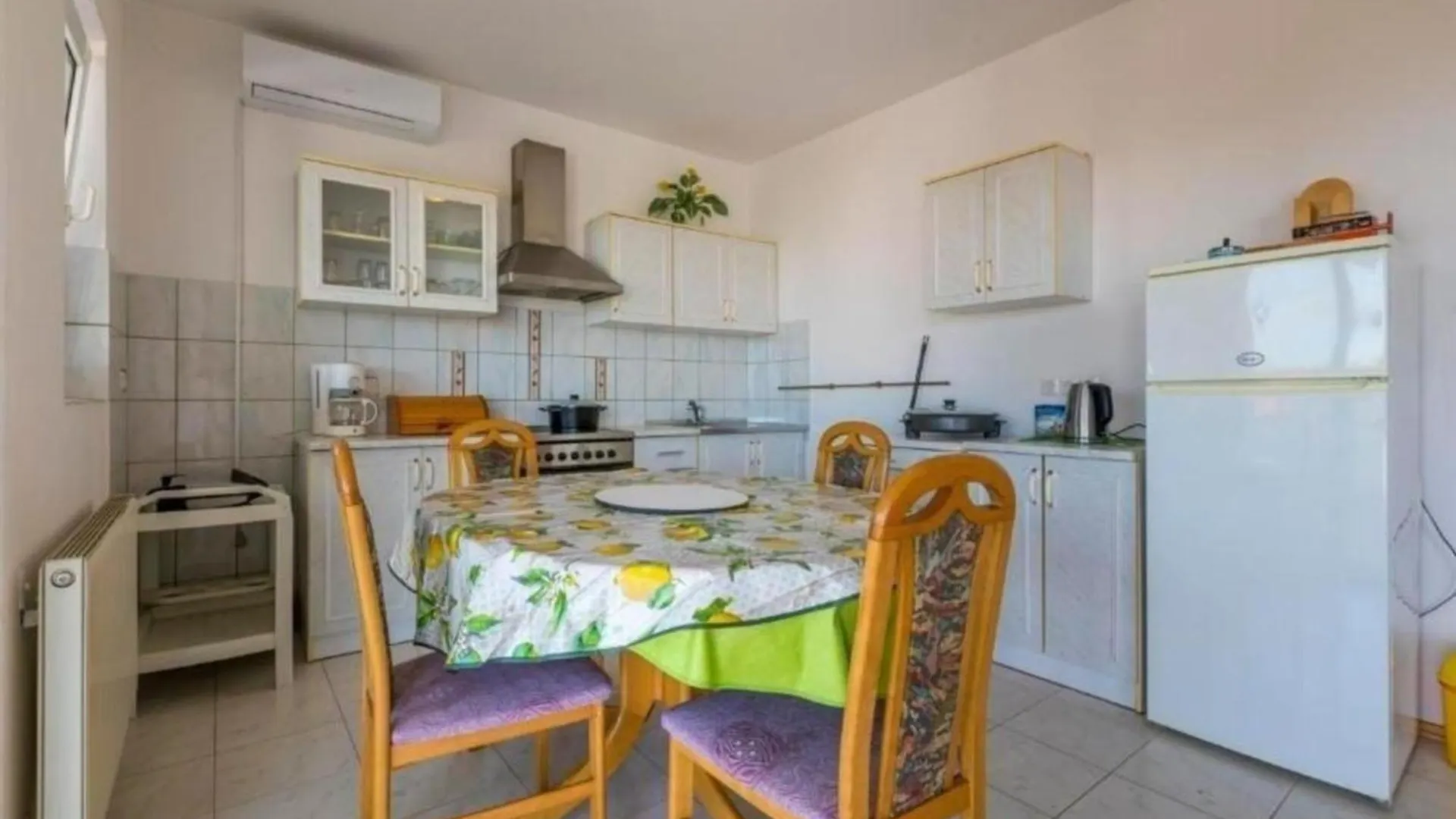 Appartement In Dramalj Mit Moebliertem Balkon 0*,  Hırvatistan